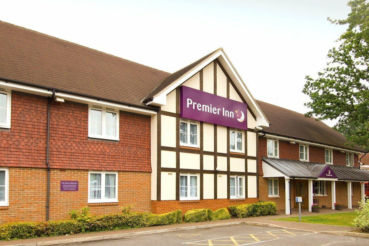 Premier Inn London Gatwick Airport East Crawley  Extérieur photo