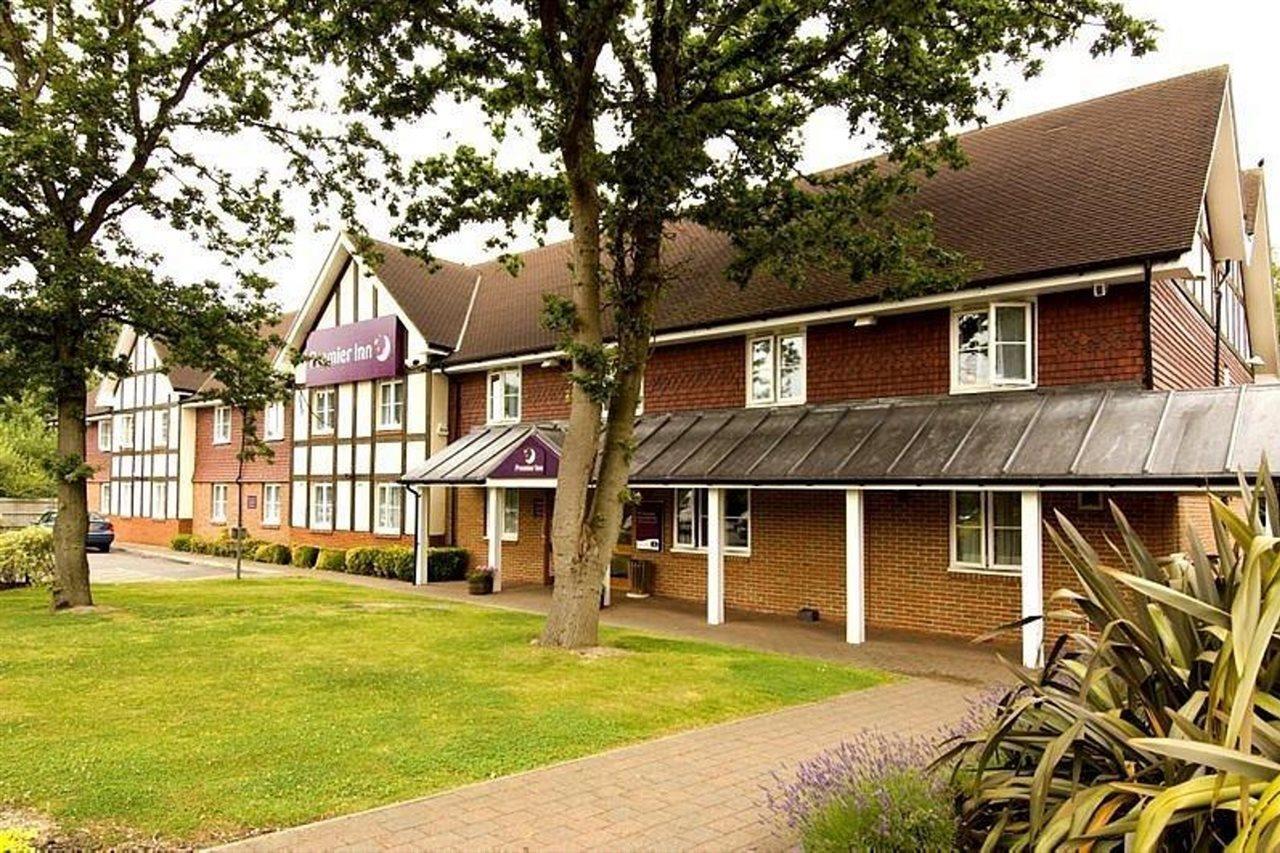 Premier Inn London Gatwick Airport East Crawley  Extérieur photo