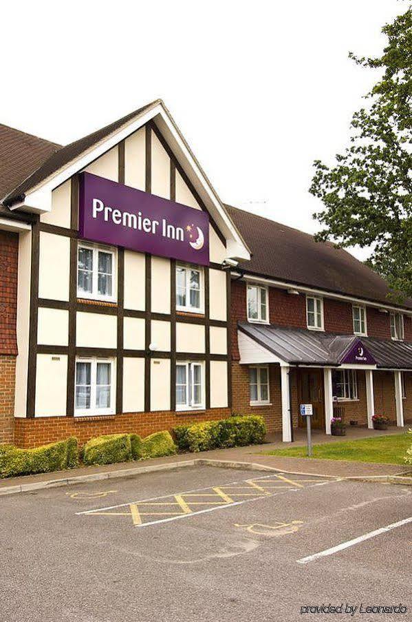 Premier Inn London Gatwick Airport East Crawley  Extérieur photo