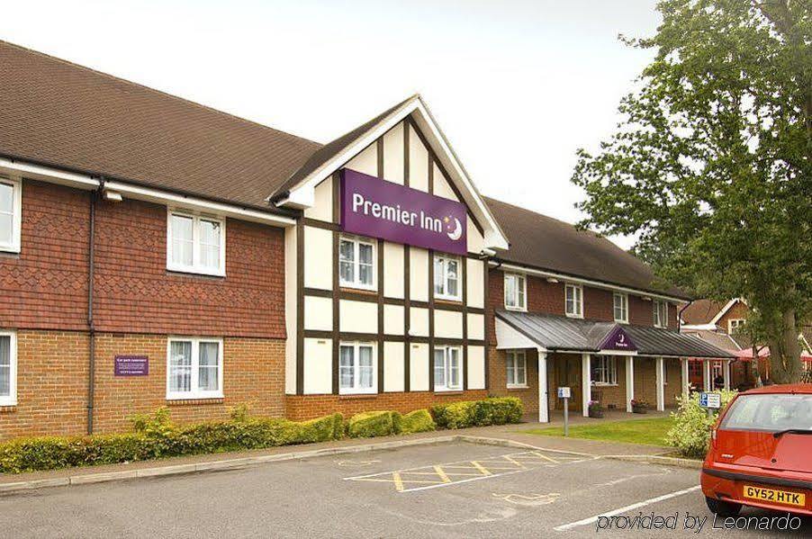 Premier Inn London Gatwick Airport East Crawley  Extérieur photo