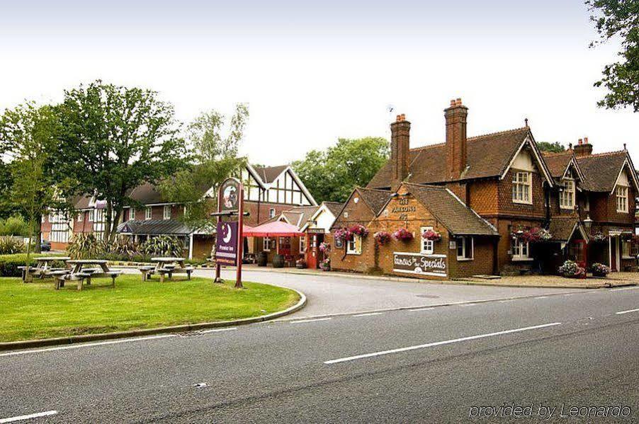 Premier Inn London Gatwick Airport East Crawley  Extérieur photo