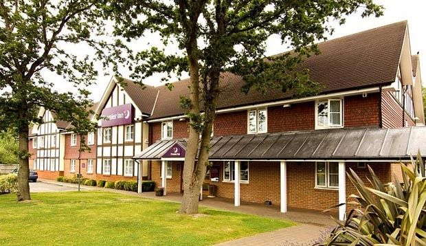 Premier Inn London Gatwick Airport East Crawley  Extérieur photo